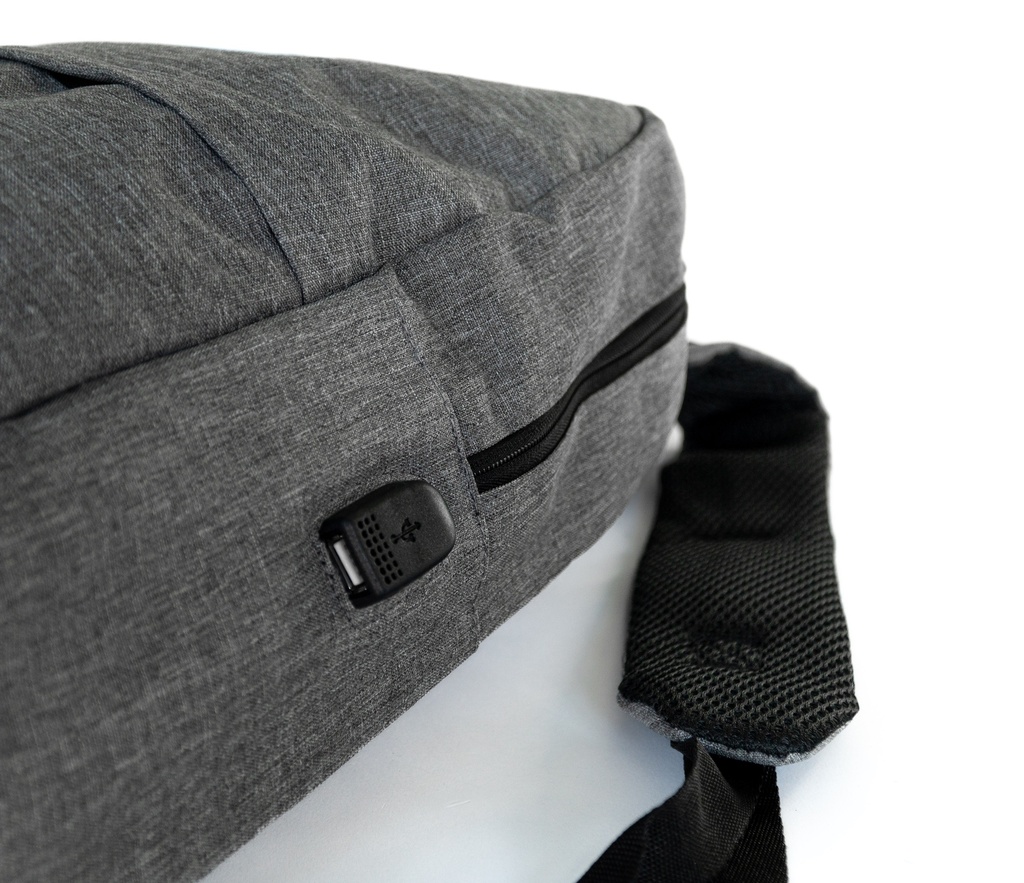 Mochila de Plástico para Ordenador con Logo DISTRIBUIDOR INDEPENDIENTE.